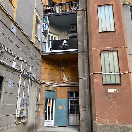 Apartment Black Stilt B3 *