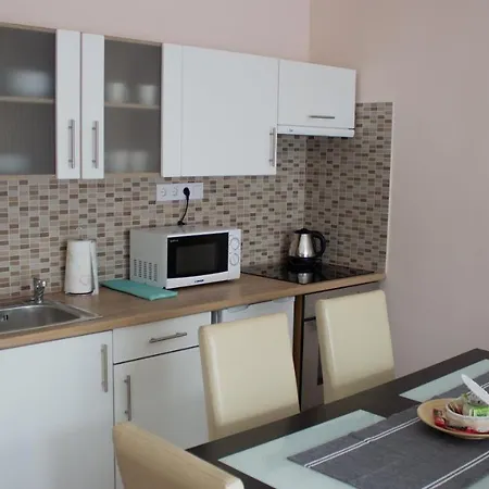 Black Stilt B3 Apartment